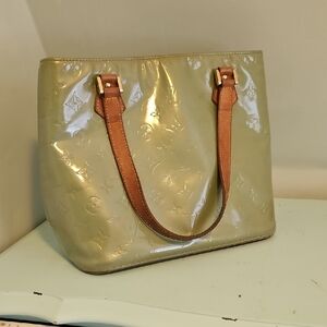 Louis Vuitton Huston Vernis